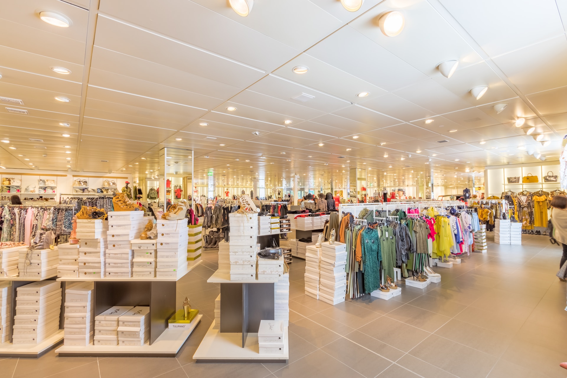 Physical and Digital Retail